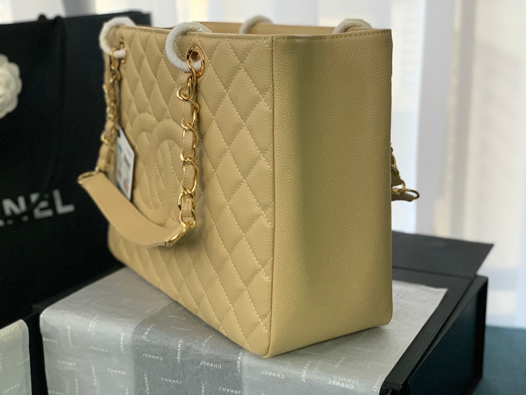 CHANEL 25S MEDALLION TOTE 33 CM IN BEIGE CAVIAR WITH GOLD HARDWARE