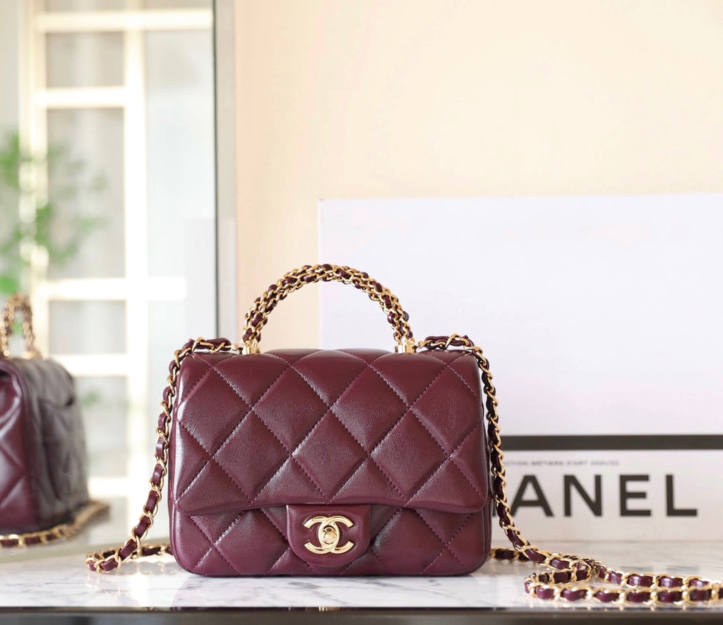 CHANEL 25S FLAP BAG 19 CM IN DARK RED LAMBSKIN WITH GOLD HARDWARE