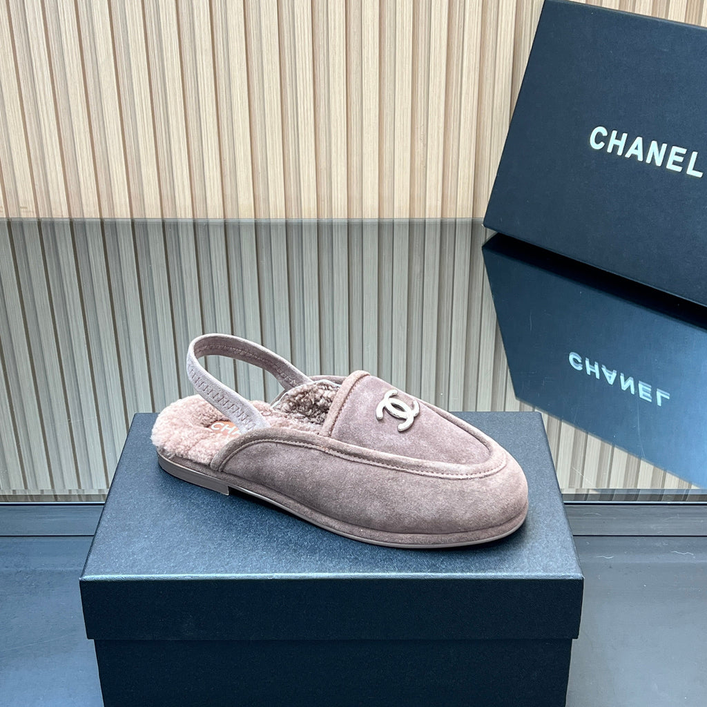 CHANEL 25S BACK STRAP MULE 15MM IN TAUPE GRAY SUEDE AND WOOL SILVER HARDWRE