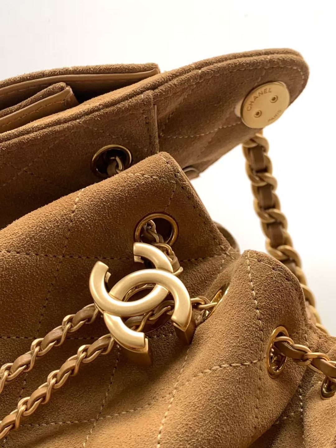 CHANEL 25S HOBO BAG 22 IN BROWN SUEDE WITH GOLD HARDWARE