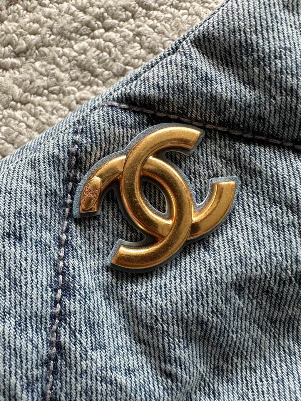 CHANEL 25S HOBO BAG 38 IN BLUE DENIM WITH GOLD HARDWARE
