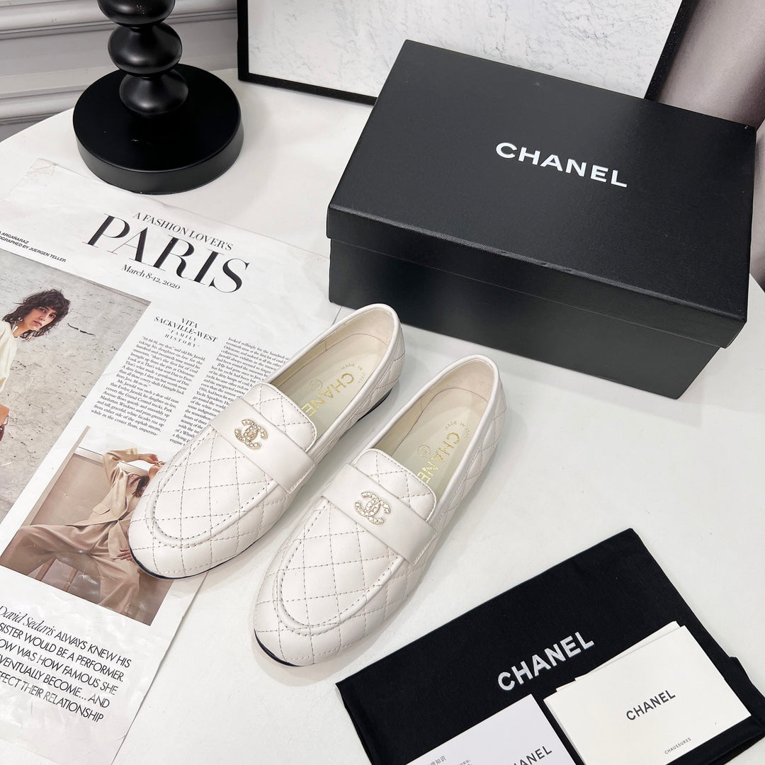 CHANEL 25S LOAFER DANCE SHOES IN WHITE CALFSKIN GOLD HARDWARE